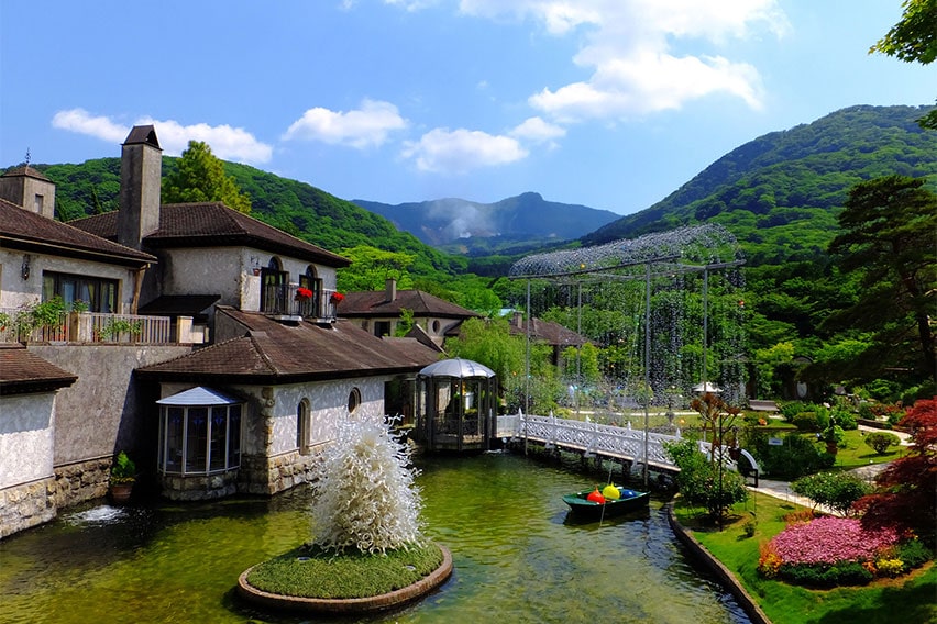 箱根:ガラスの森美術館