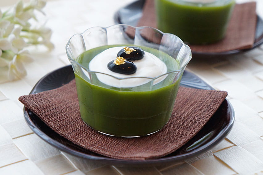 金沢の金箔を使ったスイーツづくり