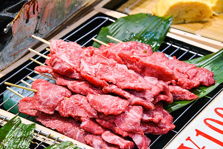 黒門市場：和牛串