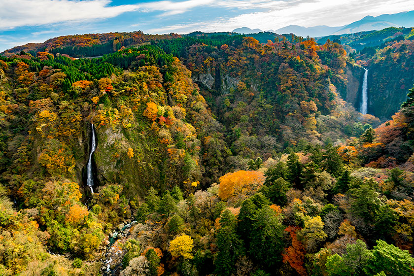 角館→<br>平泉（2.5時間）→<br>鳴子（1.5時間）