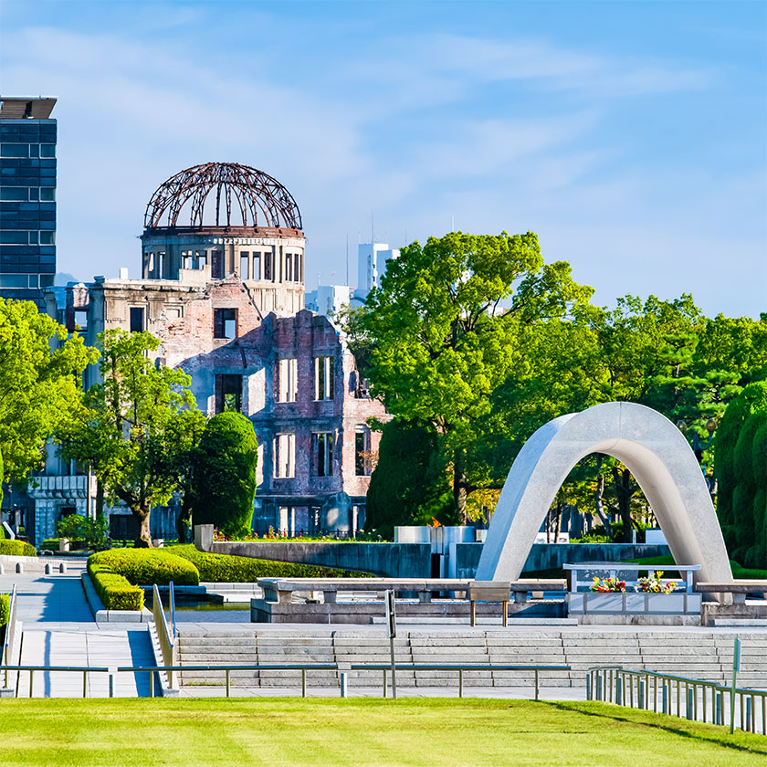 大阪 →<br>
広島